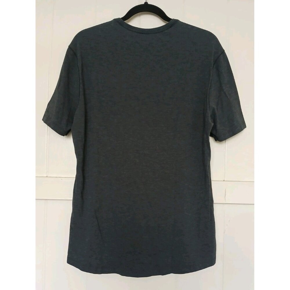 Lululemon 5 Year Basic V Updated Fit T Shirt Mens… - image 2